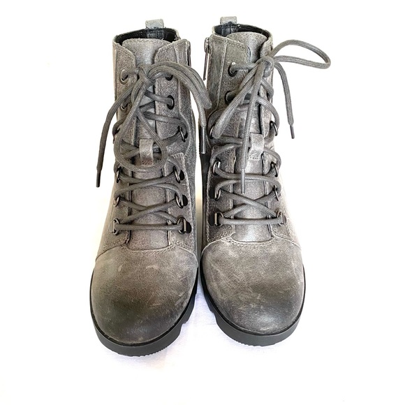 Sorel Joan Uptown Lace Boots - Picture 2 of 9